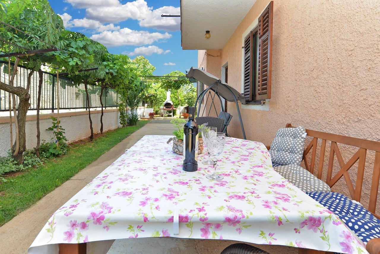 Ližnjan Apartments Gracijano 1724 מראה חיצוני תמונה