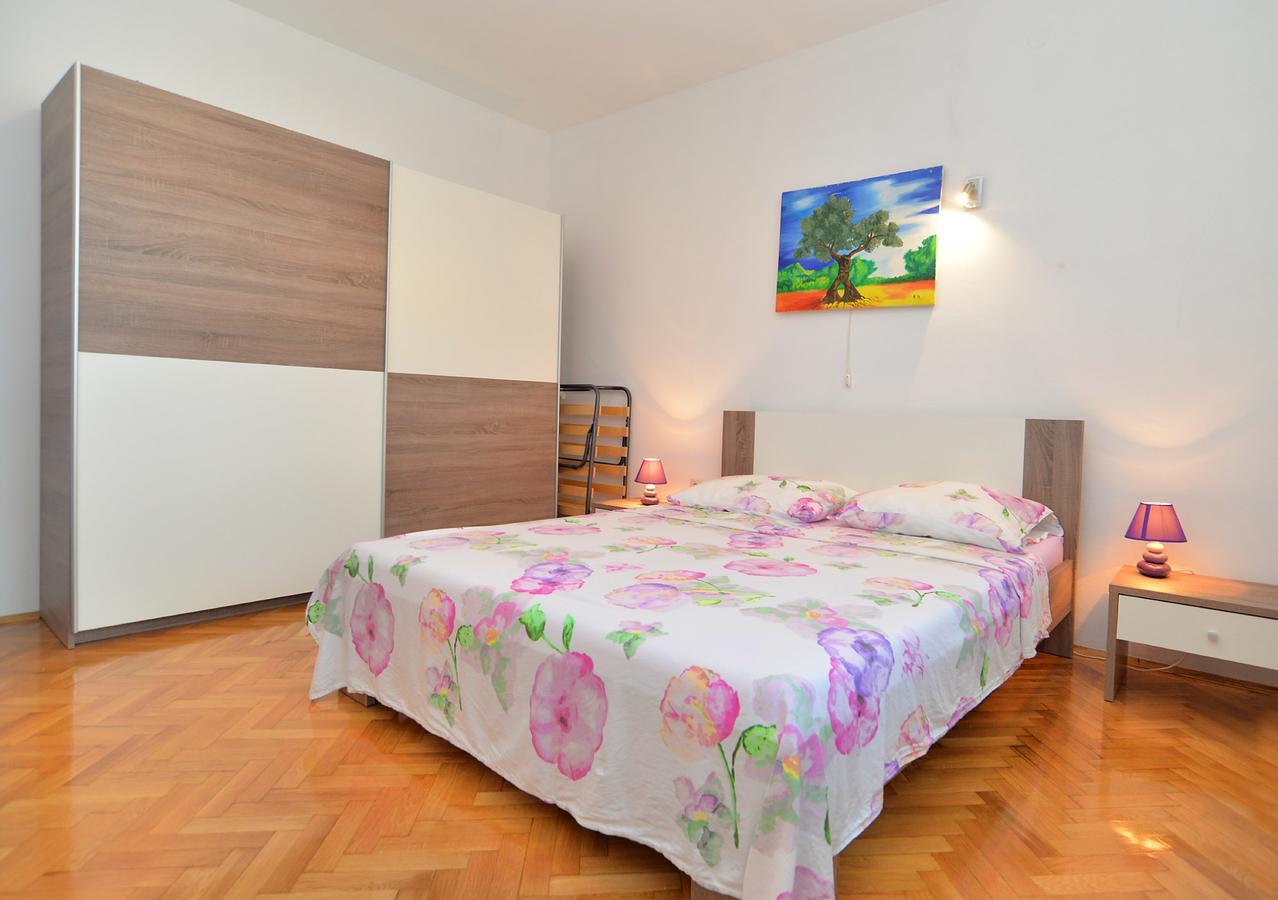 Ližnjan Apartments Gracijano 1724 מראה חיצוני תמונה
